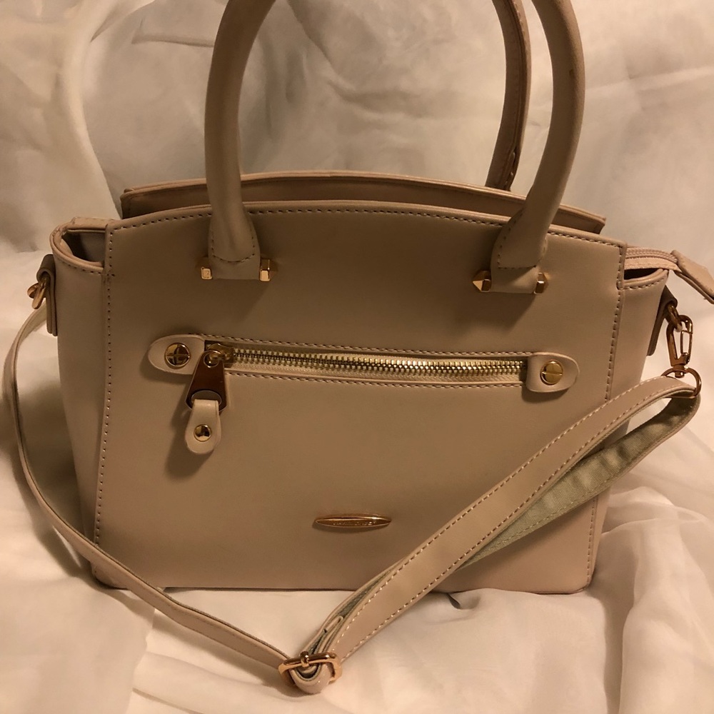 White Rose/cream purse 👜